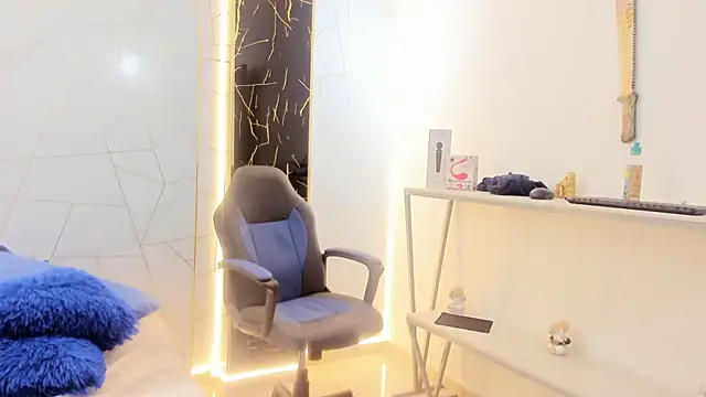 gabriela cortez online show from 02-25-26, 02:43