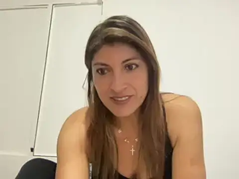 Snapshot of LunaBeya chatting on 02-24-25, 09:09 LunaBeya online show from 02-24-25, 09:09