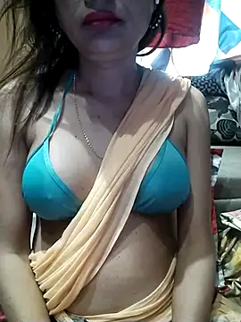 Snapshot of SANA-LEONI chatting on 02-25-25, 06:03 SANA-LEONI online show from 02-25-25, 06:03