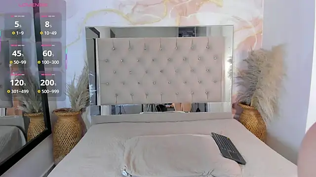 Sara conde online show from 09-27-25, 07:41