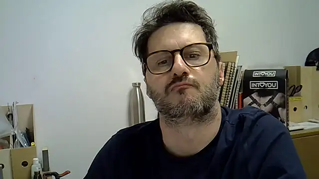 Snapshot of Cellino4 chatting on 01-13-25, 05:23 Cellino4 online show from 01-13-25, 05:23