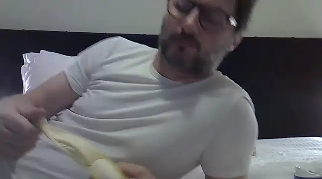 Snapshot of Cellino4 chatting on 02-24-25, 08:14 Cellino4 online show from 02-24-25, 08:14