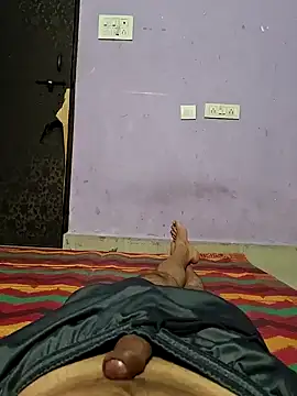 Snapshot of braveman999 chatting on 02-23-25, 08:11 braveman999 online show from 02-23-25, 08:11