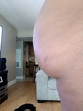 chocolatechipkukky85 online show from 01-08-25, 04:44