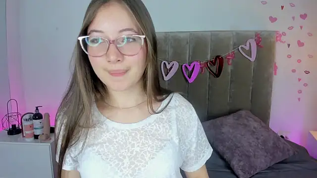 Dahlia Rousse online show from 03-01-25, 10:31