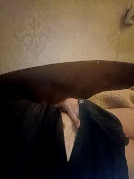 Lukas2204 online show from 10-27-25, 09:52