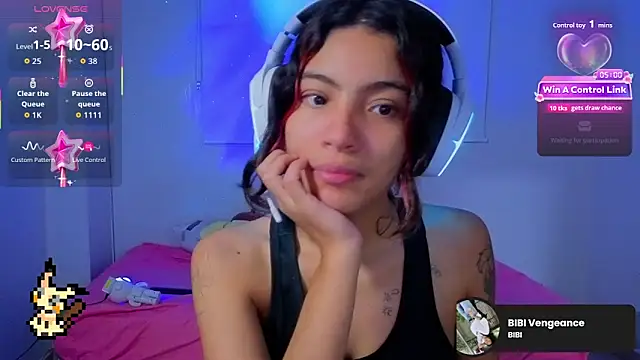 Lovelyamyy online show from 12-18-25, 01:00