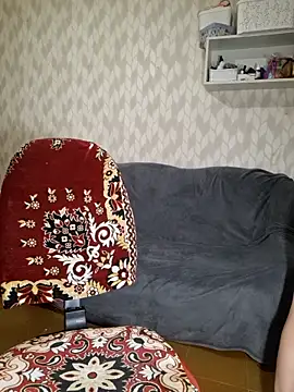 Snapshot of Melenka chatting on 04-30-26, 11:20 Melenka online show from 04-30-26, 11:20