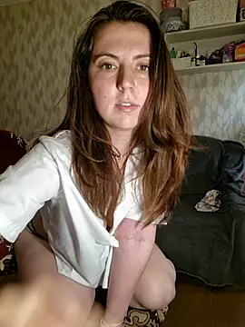 Snapshot of Melenka chatting on 05-18-26, 08:09 Melenka online show from 05-18-26, 08:09