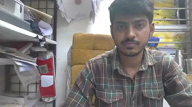 Snapshot of cute_modell chatting on 03-07-25, 12:56 cute modell online show from 03-07-25, 12:56