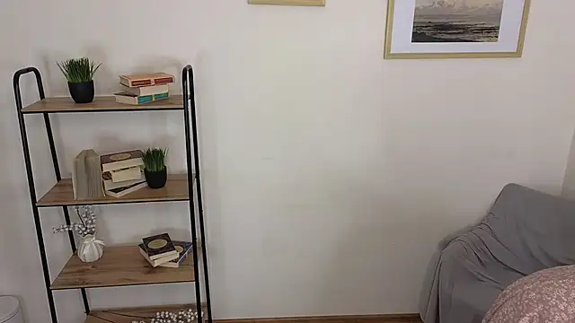 Snapshot of Bonnie_White chatting on 02-06-25, 06:51 Bonnie White online show from 02-06-25, 06:51