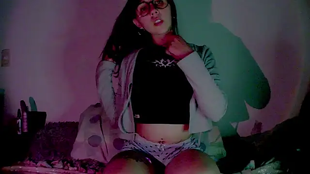 Snapshot of w4xxita chatting on 05-22-26, 03:13 w4xxita online show from 05-22-26, 03:13