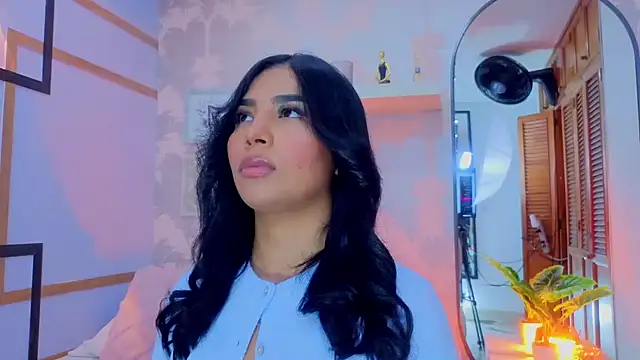 CharlotteGraay online show from 04-09-26, 08:03