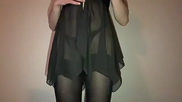 Lemonchella98 online show from 04-15-26, 10:32