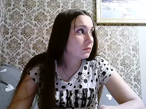 Yuliia30 online show from 05-20-26, 04:13