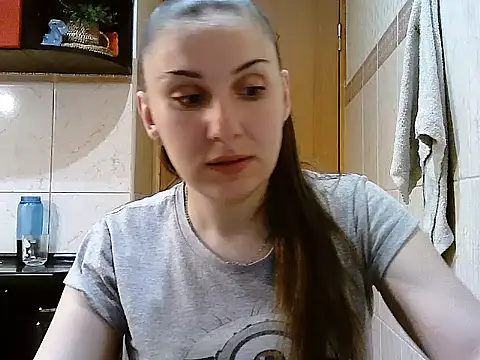 Yuliia30 online show from 06-04-26, 04:57