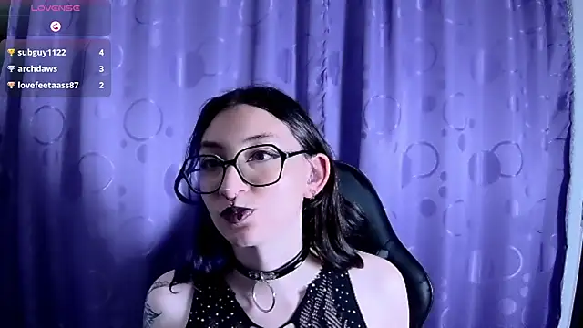 Snapshot of Kimlennox_ chatting on 01-20-25, 12:25 Kimlennox  online show from 01-20-25, 12:25