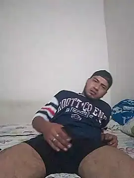 Snapshot of Danger27 chatting on 03-21-25, 05:11 Danger27 online show from 03-21-25, 05:11