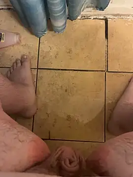 Bigcokz123456 online show from 03-08-26, 04:49