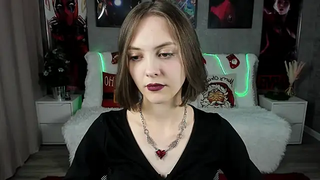 JesssWalker online show from 01-13-25, 03:47