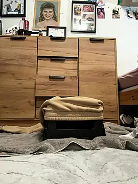 Renii1234 online show from 01-15-26, 08:52