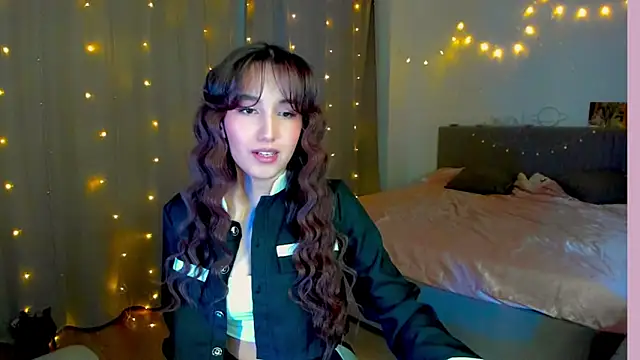 anna elfi online show from 12-16-25, 07:19