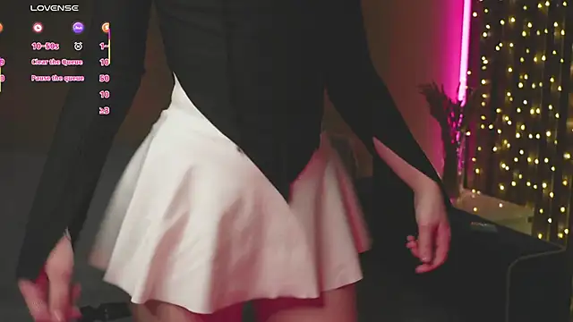 Snapshot of milasmiu chatting on 03-17-25, 11:11 milasmiu online show from 03-17-25, 11:11