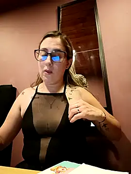 CHARLOTTE 1711 online show from 04-08-26, 12:43