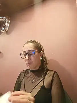 CHARLOTTE 1711 online show from 05-19-26, 03:13