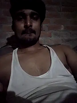 Snapshot of lusty_male69 chatting on 10-15-25, 04:51 lusty male69 online show from 10-15-25, 04:51