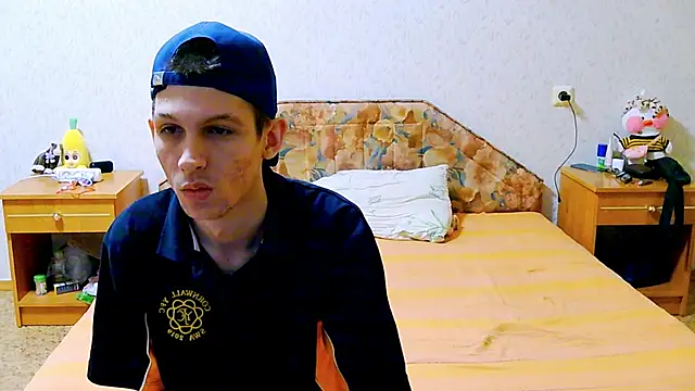 Lester Broo online show from 03-04-25, 05:03