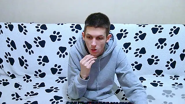 Snapshot of Lester_Broo chatting on 05-01-26, 09:30 Lester Broo online show from 05-01-26, 09:30