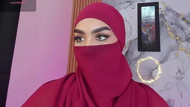 Maissa Alabi online show from 04-07-26, 07:58