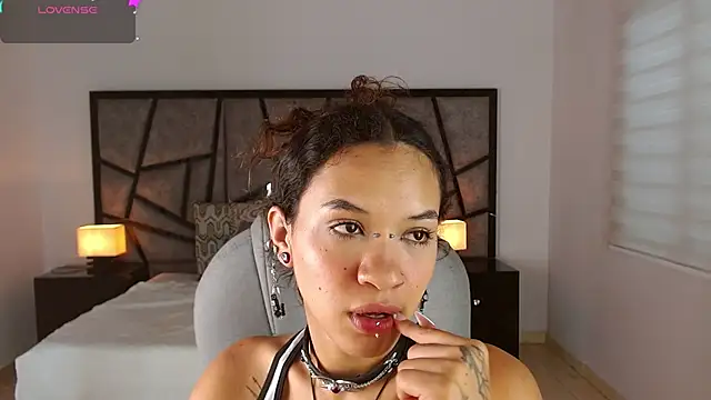 ilitzy cardona online show from 09-27-25, 07:41