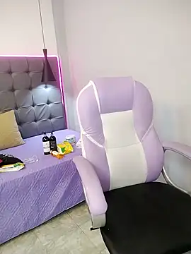 HarolddXL online show from 02-11-26, 01:27