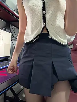 Snapshot of anan2025 chatting on 06-19-26, 01:26 anan2025 online show from 06-19-26, 01:26