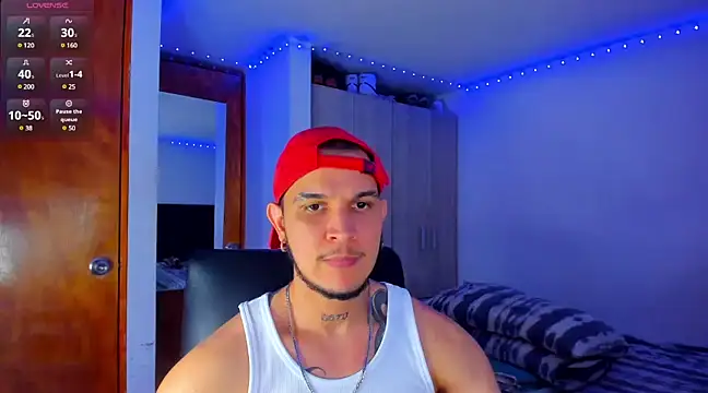 Snapshot of austinoficial chatting on 03-07-25, 04:57 austinoficial online show from 03-07-25, 04:57