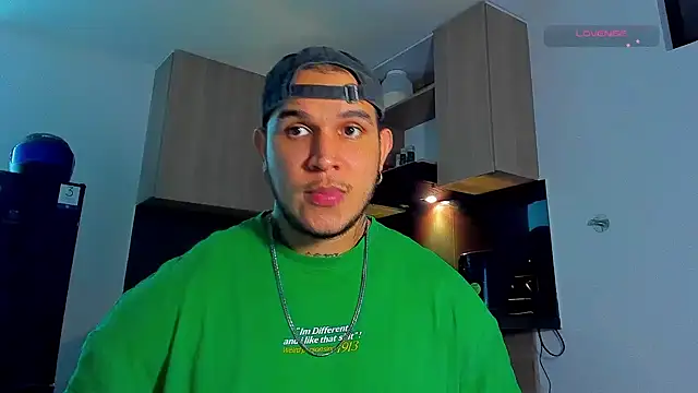 austinoficial online show from 03-21-26, 02:27