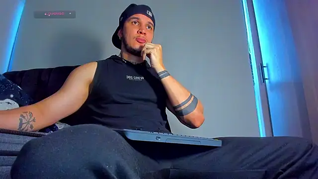 austinoficial online show from 07-26-26, 11:11
