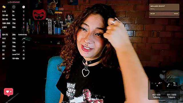 Annycolin  online show from 11-05-25, 04:45