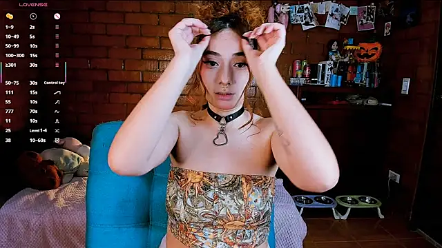 Annycolin  online show from 02-20-26, 10:54