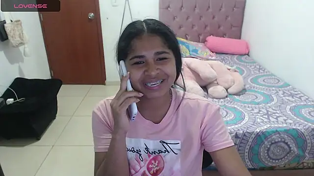 Snapshot of july-feria chatting on 01-23-25, 01:51 july-feria online show from 01-23-25, 01:51