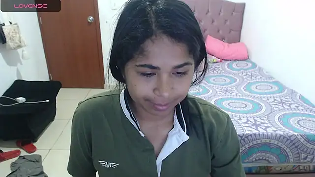 Snapshot of july-feria chatting on 02-11-25, 01:52 july-feria online show from 02-11-25, 01:52