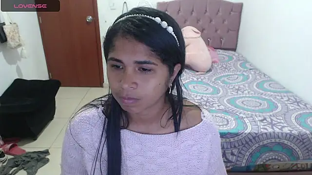 Snapshot of july-feria chatting on 02-14-25, 10:58 july-feria online show from 02-14-25, 10:58