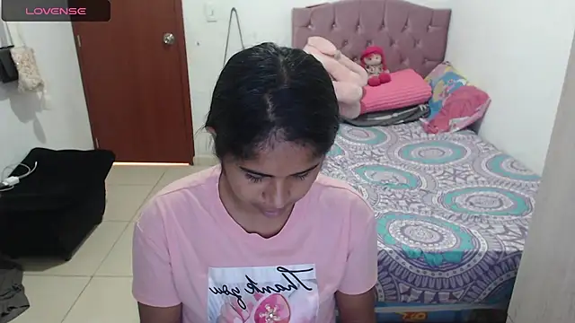 Snapshot of july-feria chatting on 03-04-25, 05:34 july-feria online show from 03-04-25, 05:34