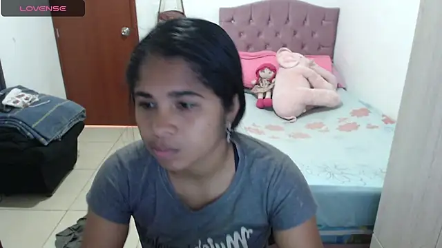 Snapshot of july-feria chatting on 09-28-25, 04:12 july-feria online show from 09-28-25, 04:12