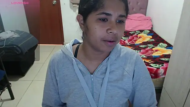 july-feria online show from 12-05-25, 03:41