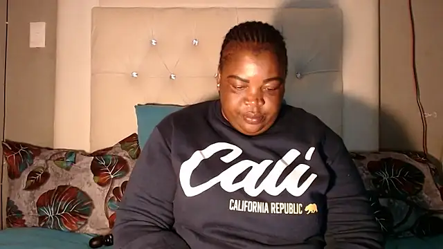 omalicha98 online show from 04-13-26, 06:30