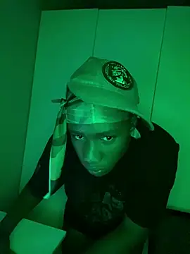 snotLoud online show from 03-22-25, 04:58