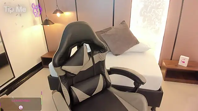 lilly ass  online show from 10-08-25, 12:58